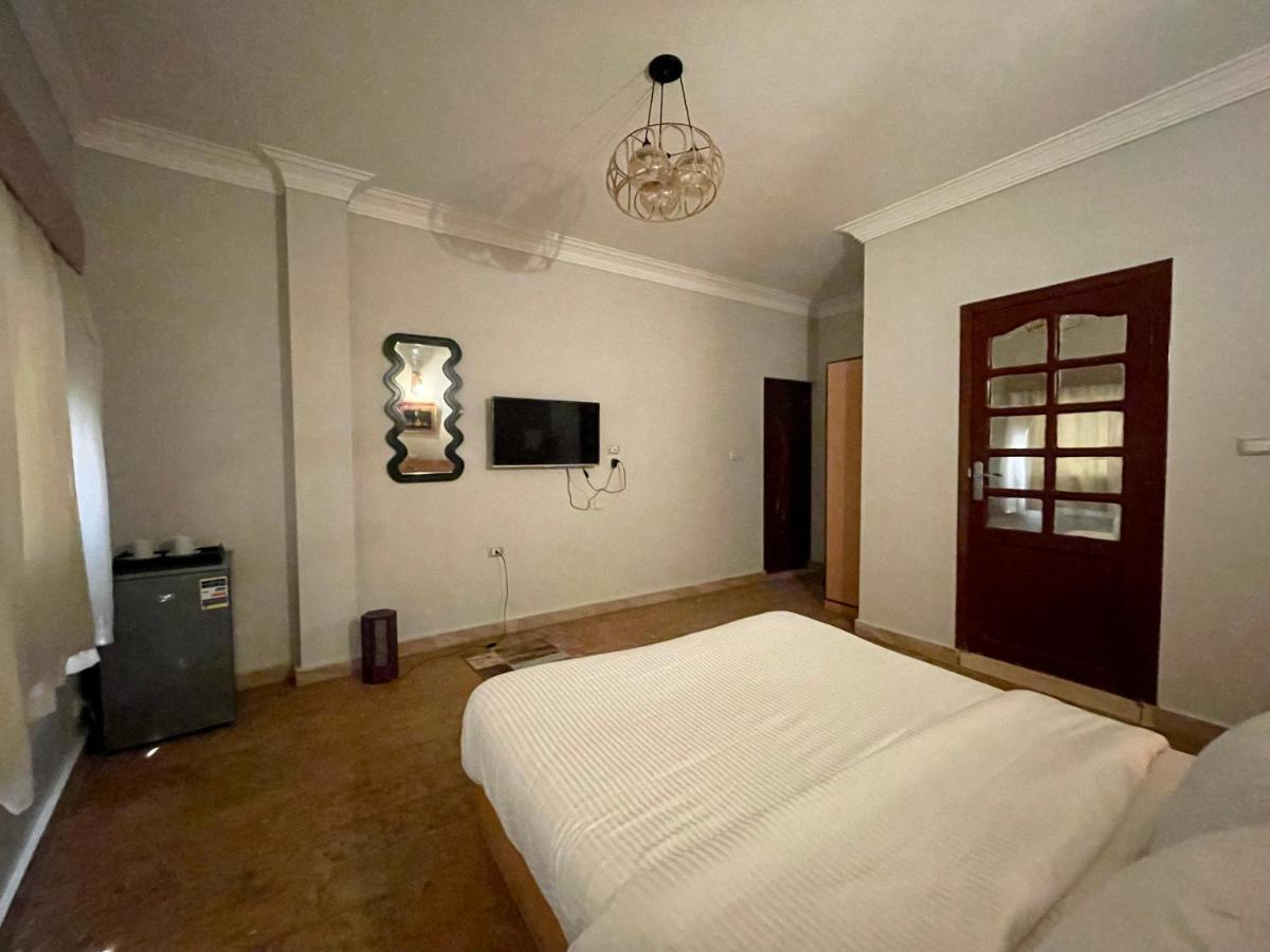 Pyramids Home Inn Kairo Bagian luar foto